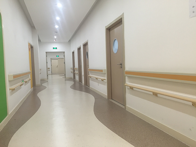 醫院(yuan)扶手應用(yong)